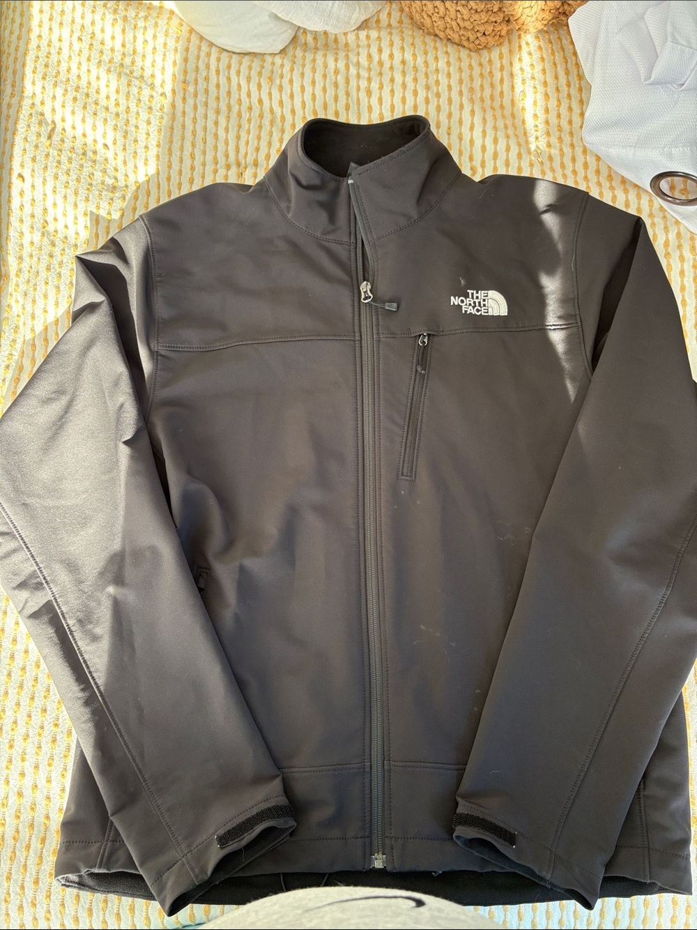 Men’s The North Face softshell jacket
